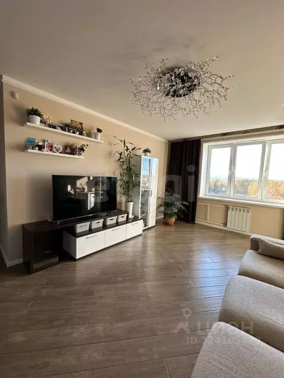 3-к кв. Красноярский край, Красноярск ул. Чернышева, 4 (81.6 м) - Фото 2