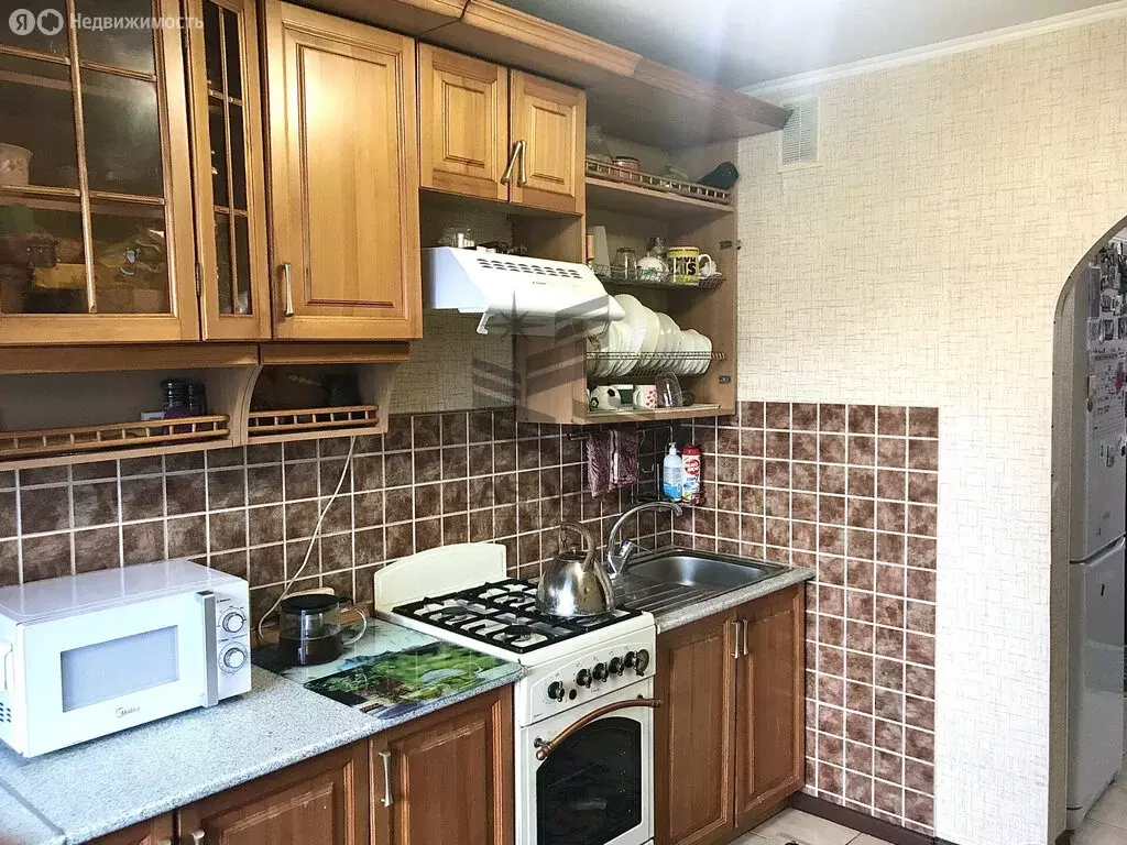 3-комнатная квартира: Казань, улица Юлиуса Фучика, 56 (71.5 м) - Фото 1