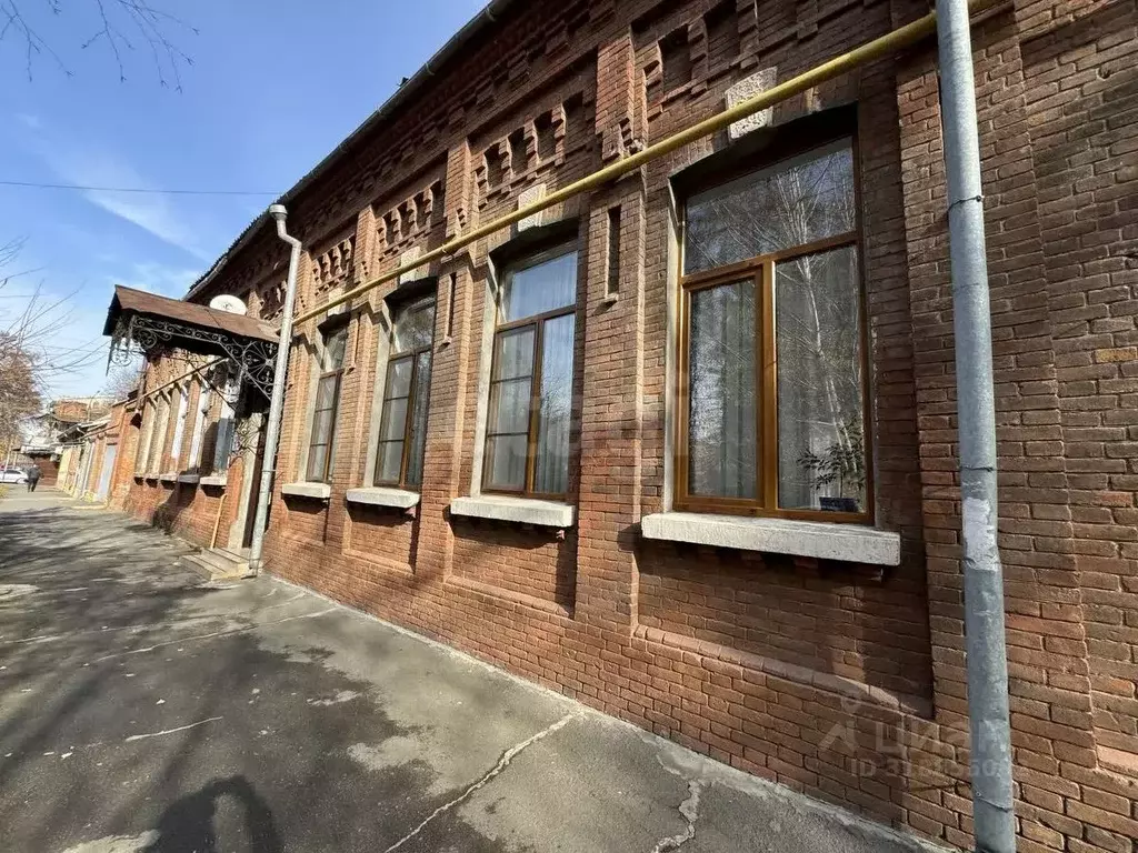 3-к кв. Северная Осетия, Владикавказ ул. Фрунзе, 21 (100.0 м) - Фото 1