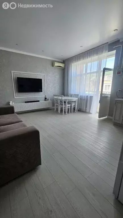 2-комнатная квартира: Геленджик, Колхозная улица, 112 (50 м) - Фото 1