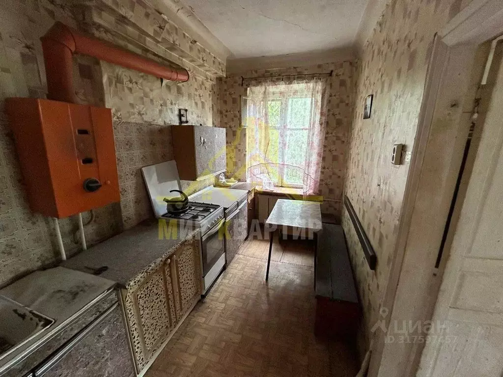 3-к кв. Оренбургская область, Орск Новый город мкр, ул. Горького, 36 ... - Фото 1