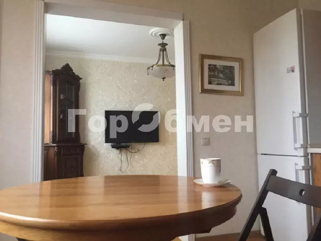 Продается 2-комнатная квартира - Фото 1