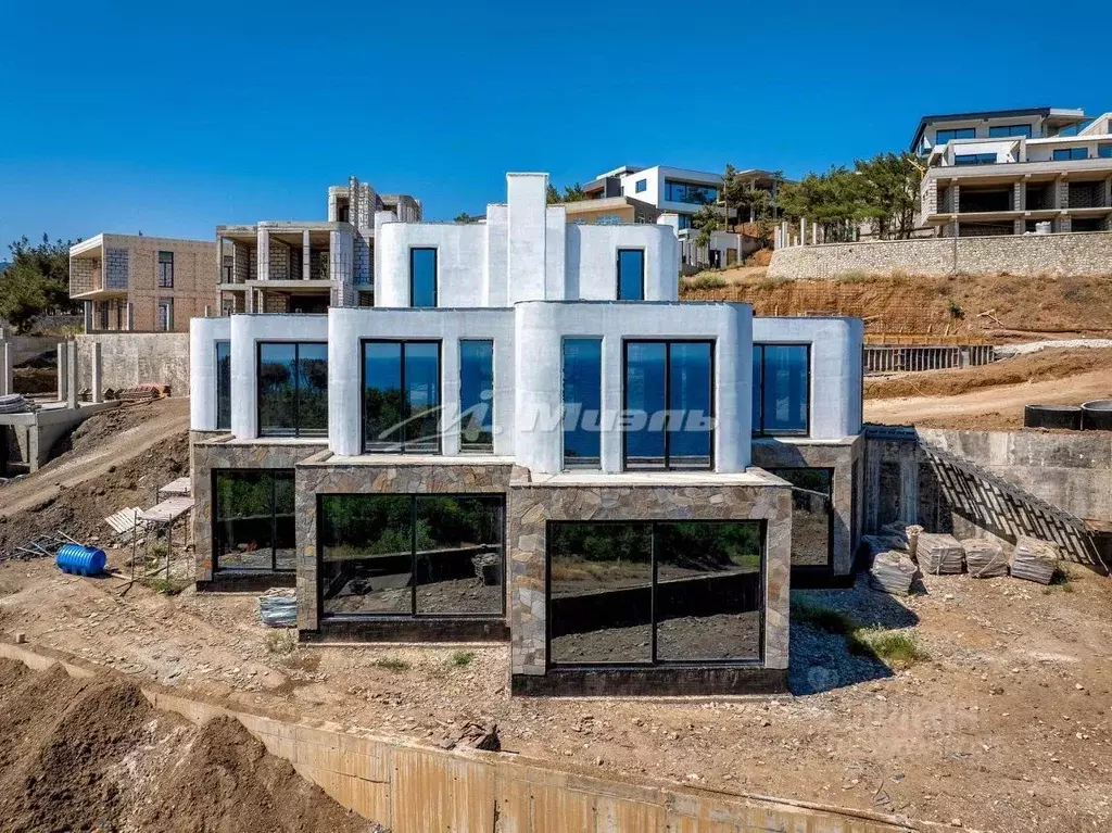 Таунхаус в Крым, Алушта муниципальный округ, пос. Семидворье, ... - Фото 2