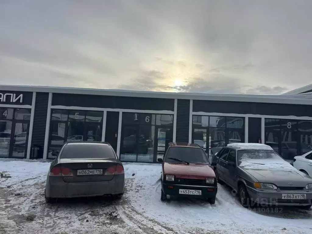 Помещение свободного назначения в Татарстан, Набережные Челны ул. 40 ... - Фото 1