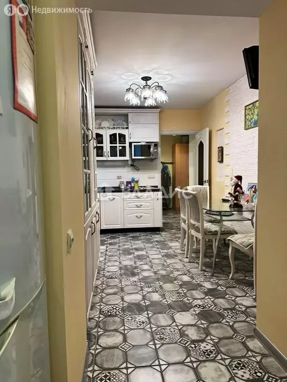 3-комнатная квартира: Смоленск, Кловская улица, 23А (83.7 м) - Фото 2