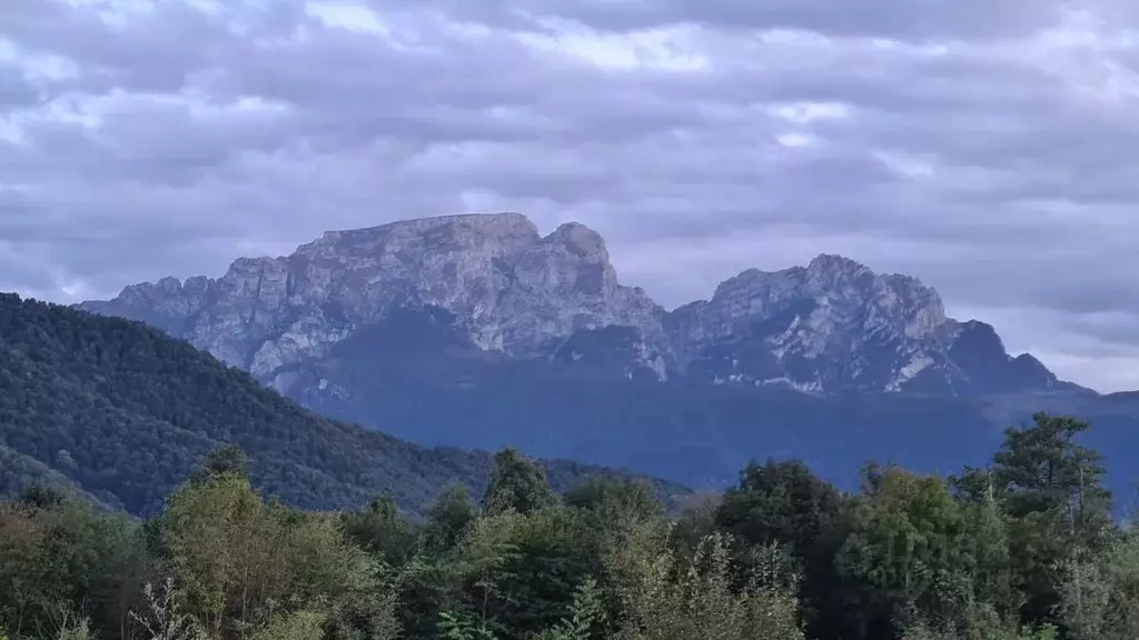 Участок в Северная Осетия, Владикавказ просп. Коста, 4 (6.3 сот.) - Фото 1