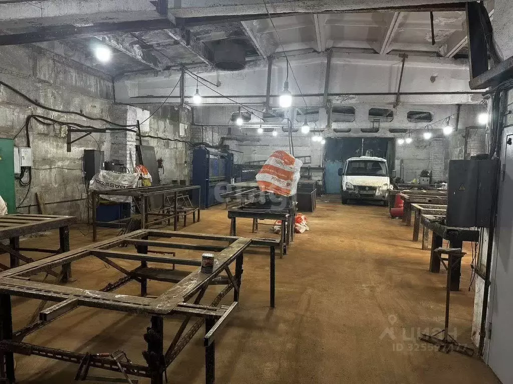 Склад в Челябинская область, Миасский городской округ, пос. Нижний ... - Фото 1