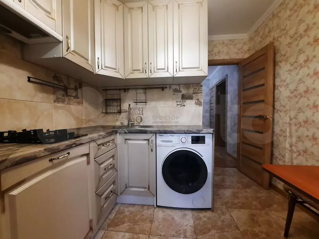 1-к. квартира, 35 м, 3/9 эт. - Фото 1