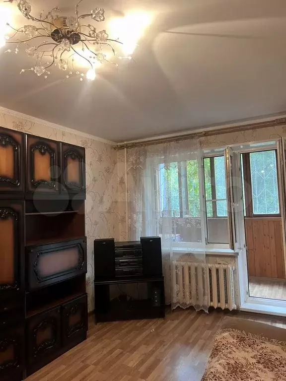 1-к. квартира, 45 м, 1/9 эт. - Фото 1