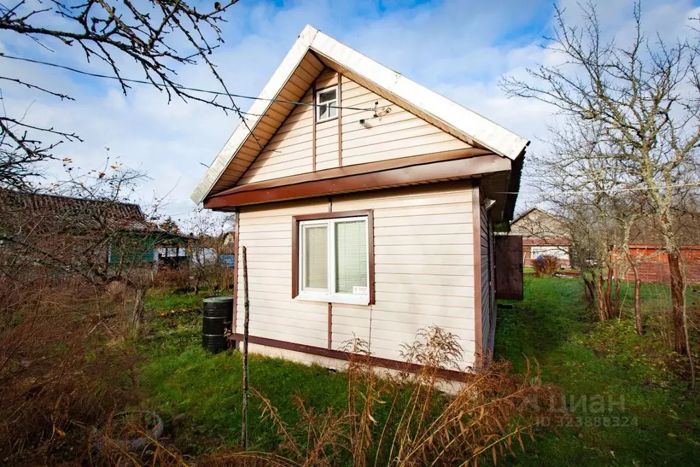 Дом в Новгородская область, Маловишерское городское поселение, д. ... - Фото 1