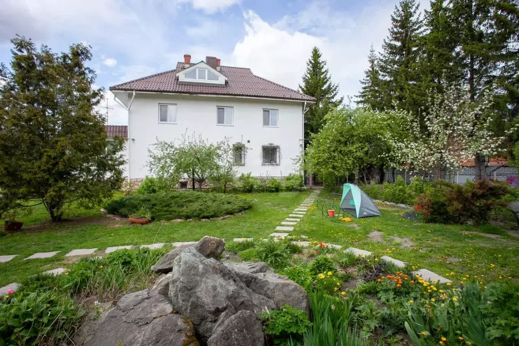 Дом в Тюменская область, Тюменский муниципальный округ, пос. ... - Фото 1