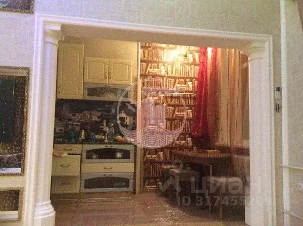 2-к кв. Севастополь просп. Нахимова, 5 (53.0 м) - Фото 0