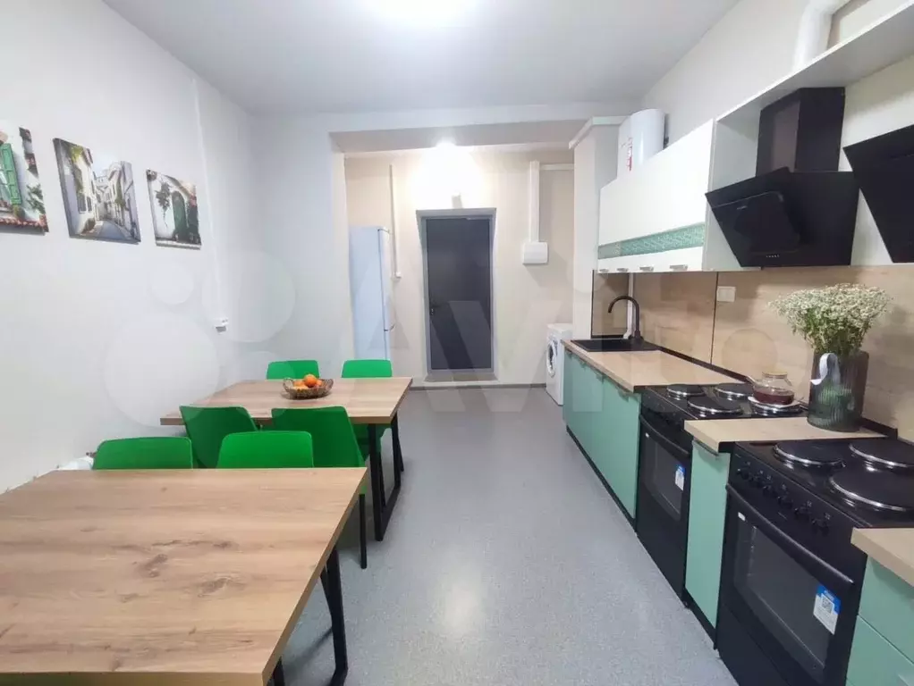 Комната 11 м в 3-к., 2/2 эт. - Фото 0