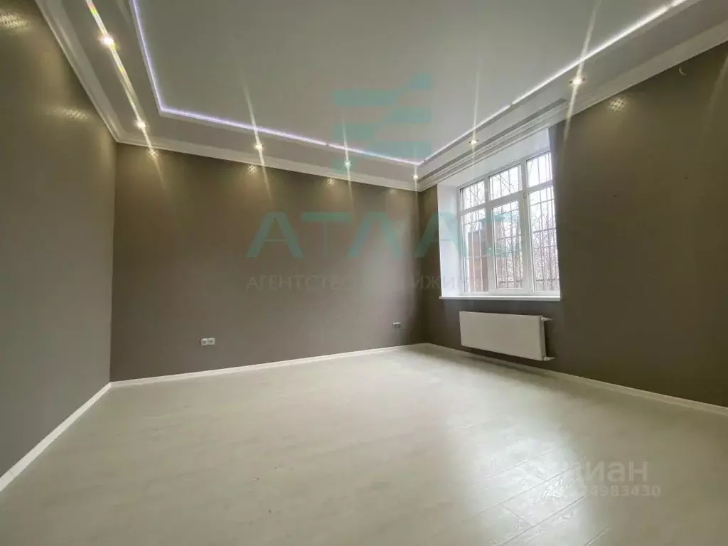 Помещение свободного назначения в Крым, Симферополь ул. Аэрофлотская, ... - Фото 2