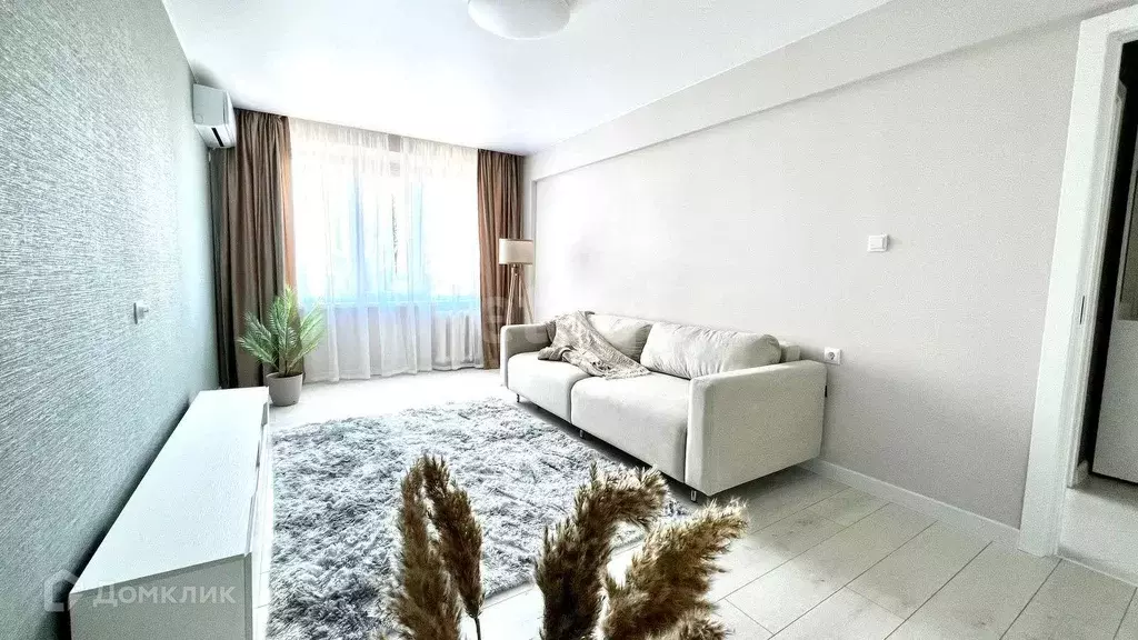 Продаётся 3-к квартира, 70 м - Фото 0