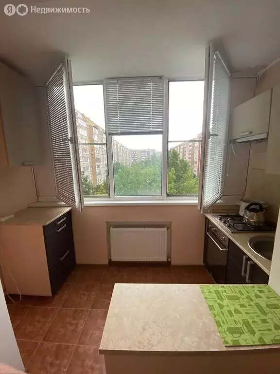 1-комнатная квартира: Ставрополь, улица Пирогова, 38/4 (39 м) - Фото 0
