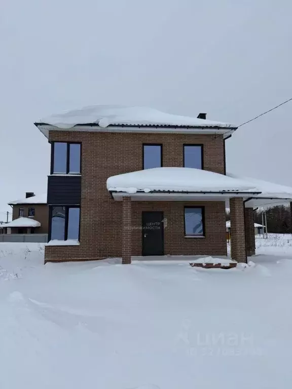 Дом в Татарстан, Лаишевский район, Большекабанское с/пос, с. Большие ... - Фото 1