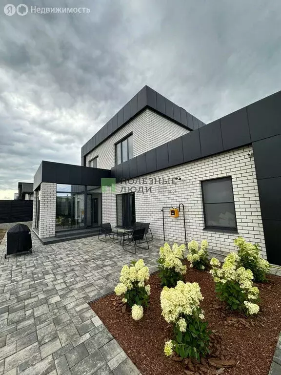 Дом в Удмуртская Республика, село Завьялово (198.8 м) - Фото 1