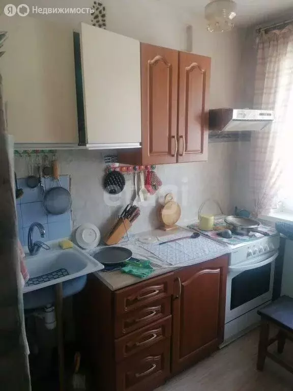 3-комнатная квартира: Междуреченск, проспект 50 лет Комсомола, 71 ... - Фото 1