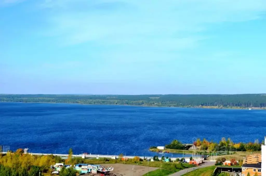 2-к кв. Татарстан, Набережные Челны просп. Раиса Беляева, 76 (57.0 м) - Фото 0