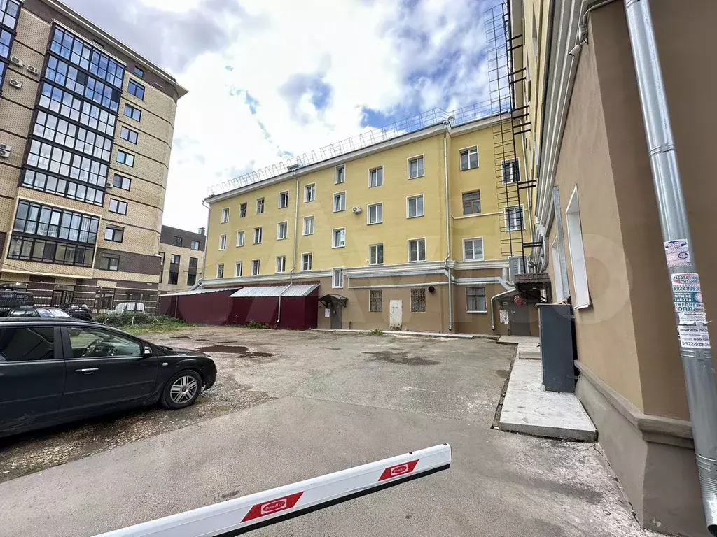 Комната 16 м в 7-к., 2/4 эт. - Фото 1