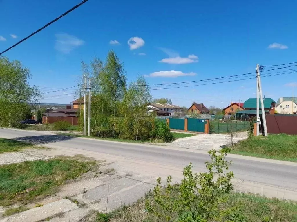 Дом в Калужская область, Калуга городской округ, д. Желыбино ул. ... - Фото 1