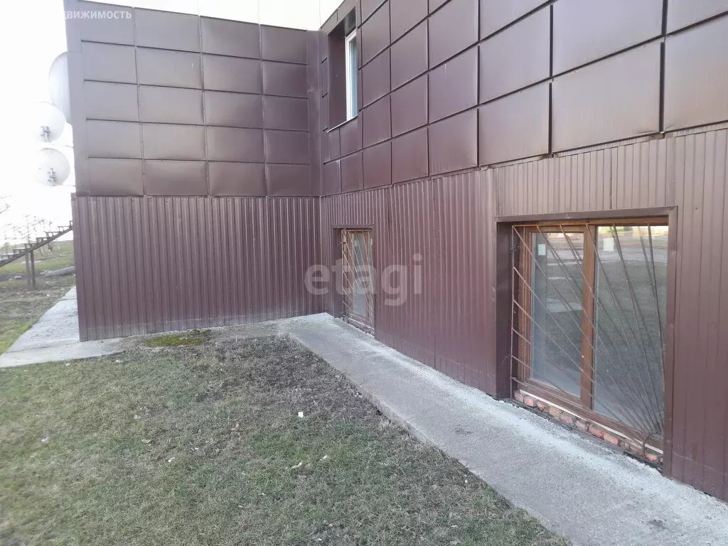 3-комнатная квартира: Короча, Советская улица, 17 (78 м) - Фото 0