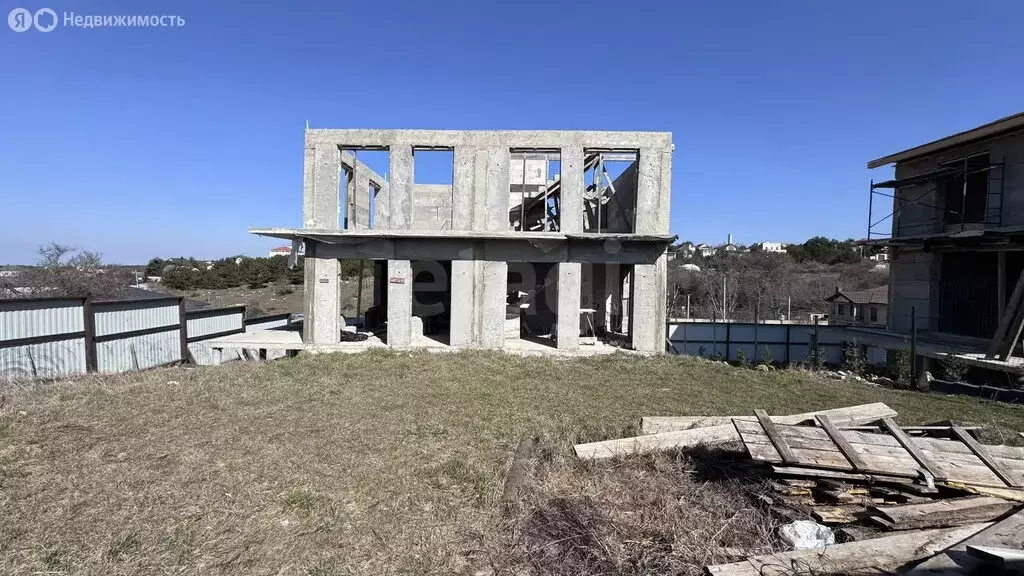 Дом в Севастополь, Монастырское шоссе (100 м) - Фото 1