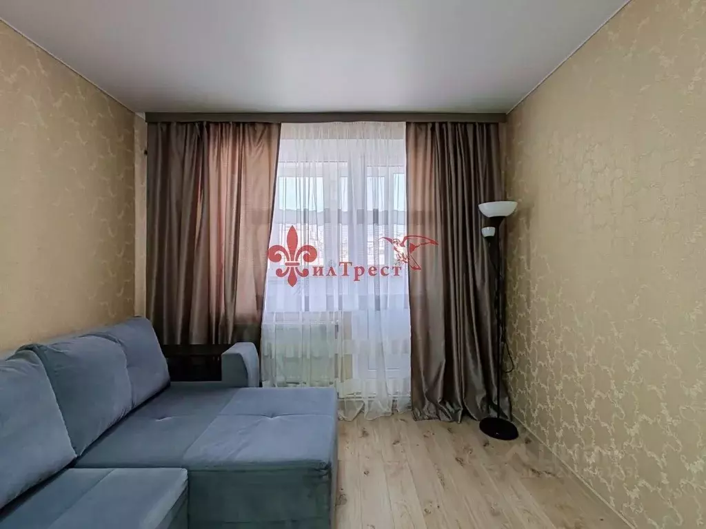 2-к кв. Белгородская область, Белгород ул. Есенина, 50в (60.0 м) - Фото 0
