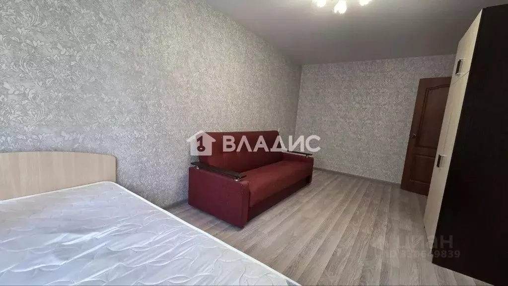 3-к кв. Белгородская область, Белгород ул. 5 Августа, 26 (62.0 м) - Фото 2