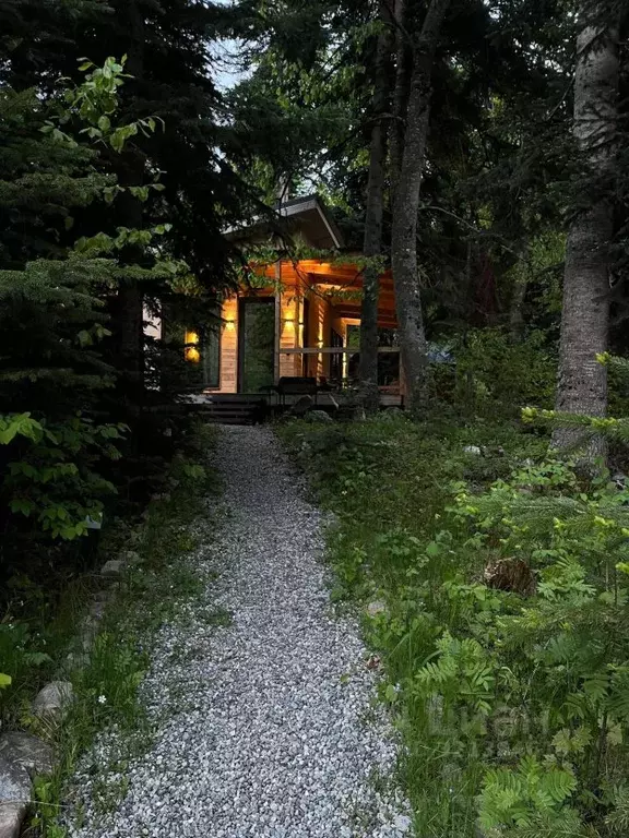 Дом в Карачаево-Черкесия, Зеленчукский район, с. Архыз  (40 м) - Фото 1