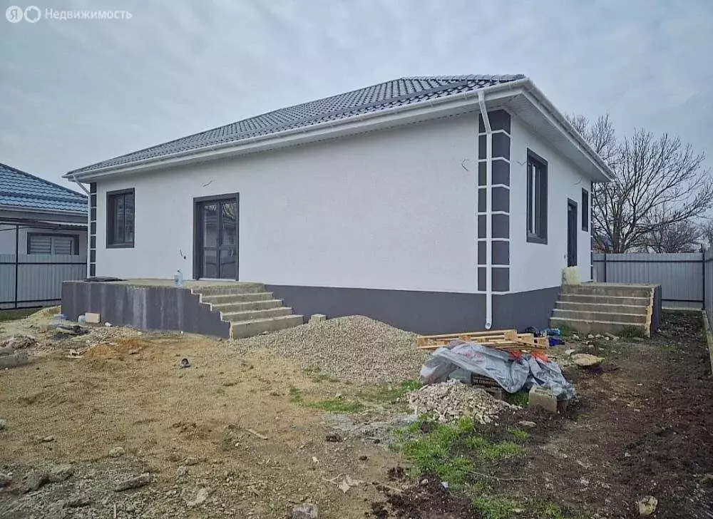 Дом в станица Гостагаевская, улица Пирогова (100 м) - Фото 2