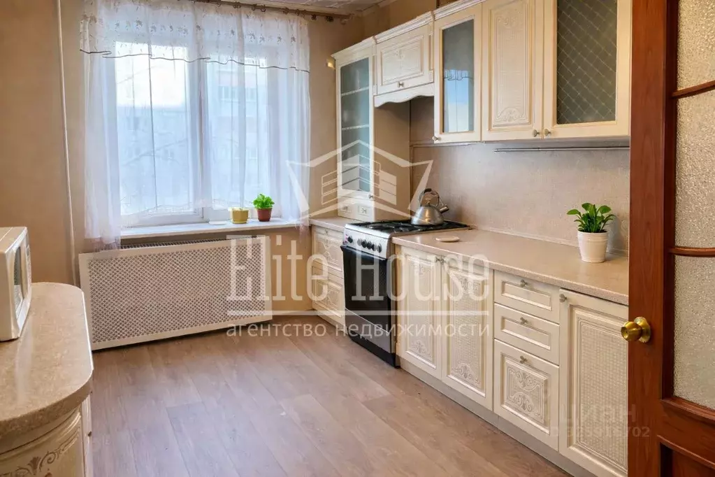 3-к кв. Калужская область, Калуга Звездная ул., 13 (71.6 м) - Фото 1