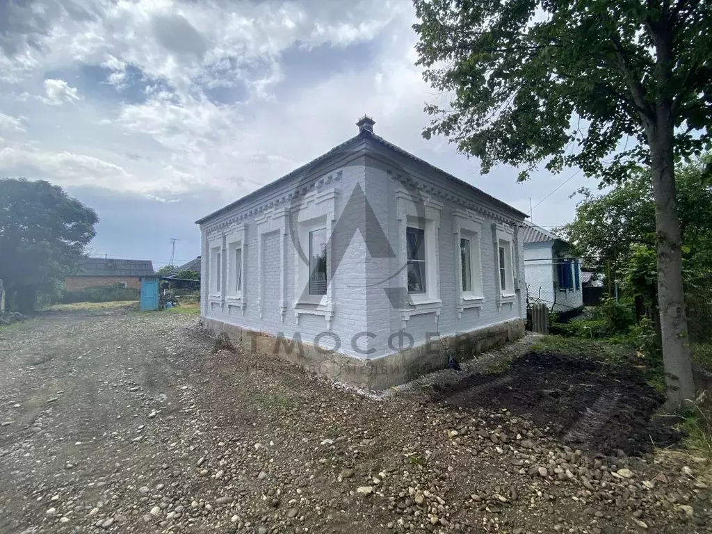 Дом в Краснодарский край, Апшеронск ул. Серова (57 м) - Фото 0