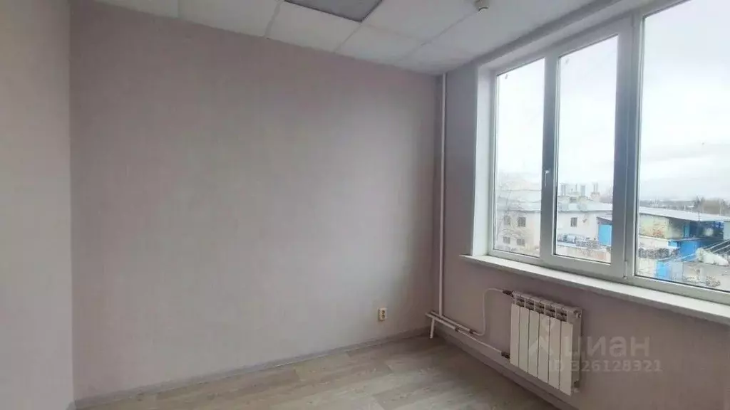 Офис в Новгородская область, Великий Новгород просп. Александра ... - Фото 1