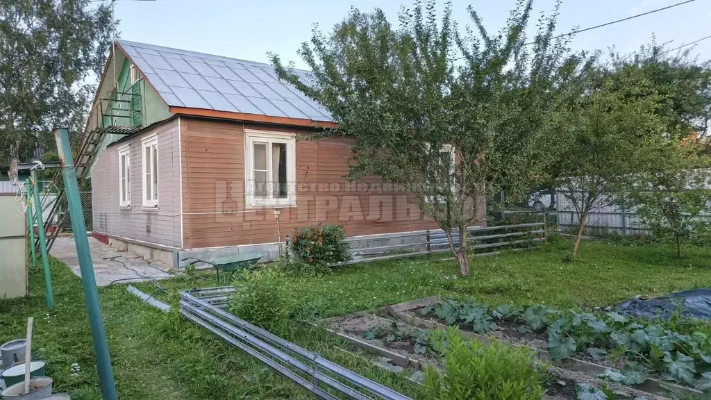 Дом в Смоленская область, Смоленск ул. Зои Космодемьянской, 62 (100 м) - Фото 1