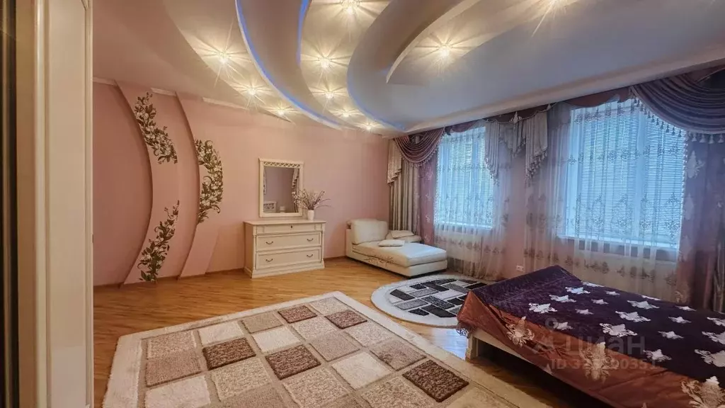 3-к кв. Краснодарский край, Краснодар Офицерская ул., 36 (150.0 м) - Фото 2