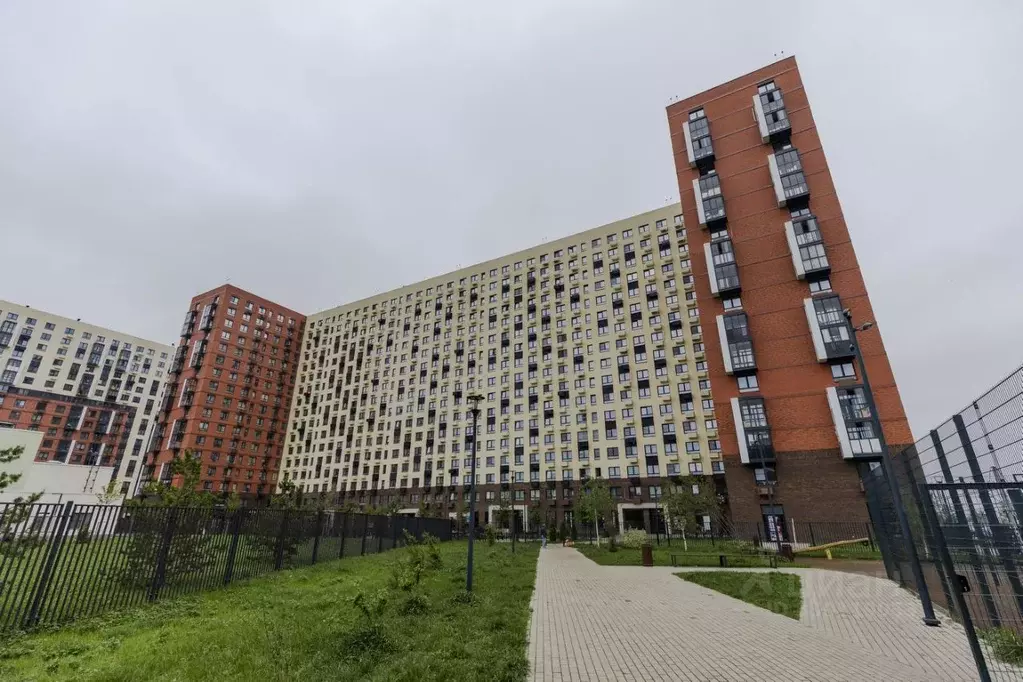 3-к кв. Московская область, Люберцы городской округ, Мирный пгт ул. ... - Фото 1