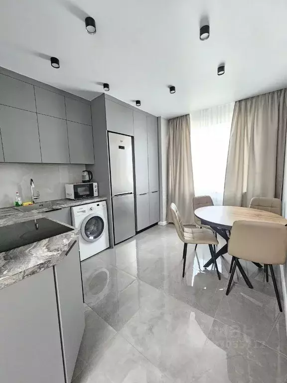 2-к кв. Астраханская область, Астрахань ул. Трофимова, 6 (57.0 м) - Фото 1