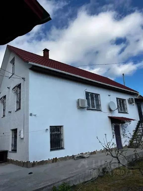 Дом в Крым, Ялта городской округ, с. Оползневое ул. Кизиловая, 8 (121 ... - Фото 1