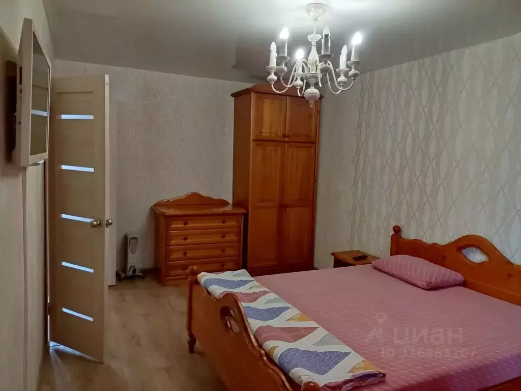 3-к кв. Красноярский край, Лесосибирск ул. 60 лет ВЛКСМ, 13 (60.0 м) - Фото 0