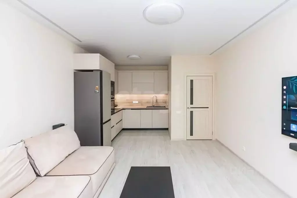 1-к кв. Тюменская область, Тюмень ул. Фармана Салманова, 14 (43.6 м) - Фото 1