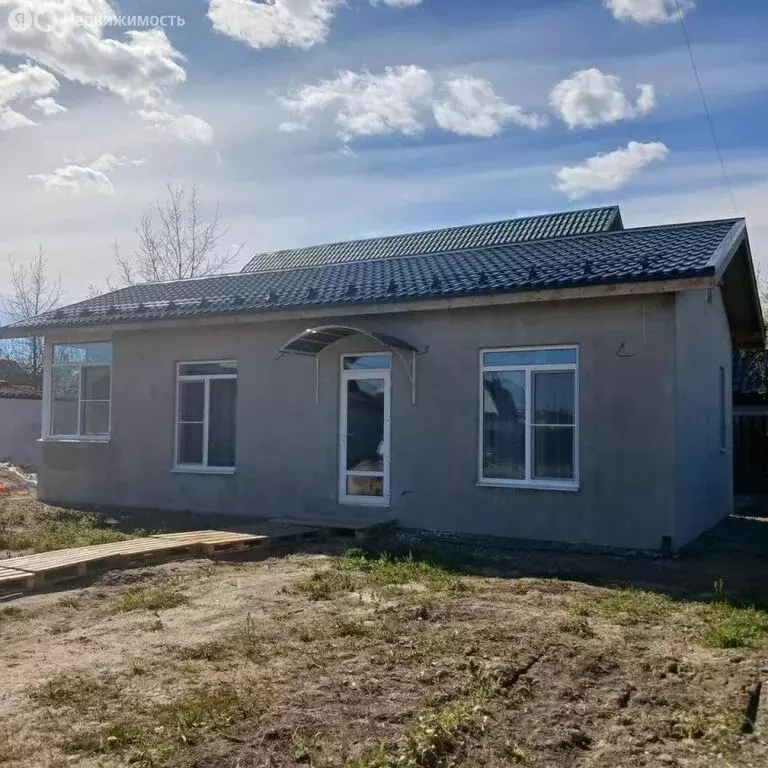 Дом в Бессоновский район, село Грабово (70 м) - Фото 1