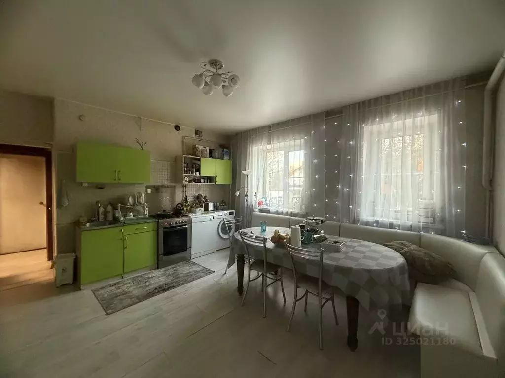 Дом в Московская область, Наро-Фоминский городской округ, д. Алабино  ... - Фото 2