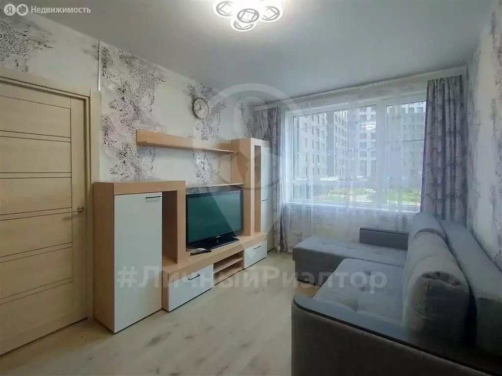 1-комнатная квартира: Рязань, улица Александра Полина, 1 (30.4 м) - Фото 1