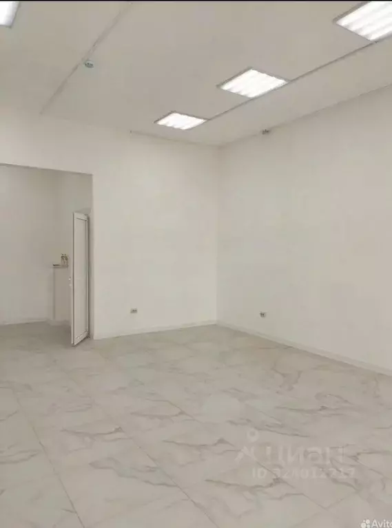 Торговая площадь в Краснодарский край, Краснодар бул. Адмиралтейский, ... - Фото 2