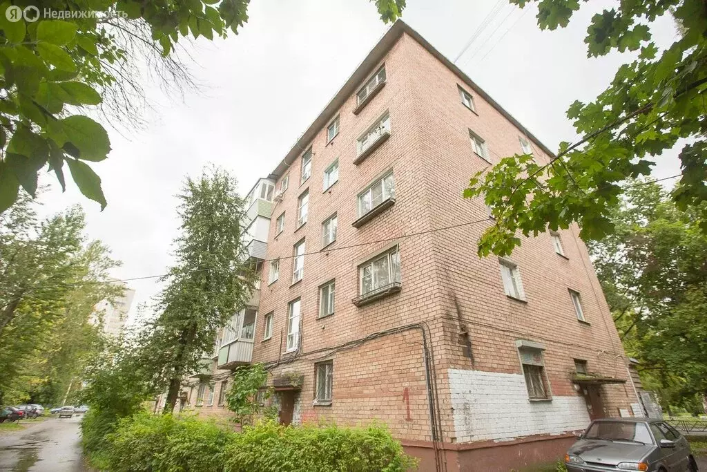 1к в 5-комнатной квартире (18.8 м) - Фото 0