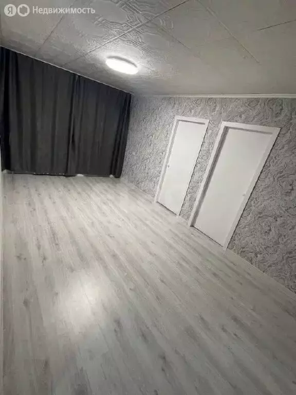 3-комнатная квартира: Нижний Новгород, улица Героя Попова, 3 (49 м) - Фото 2