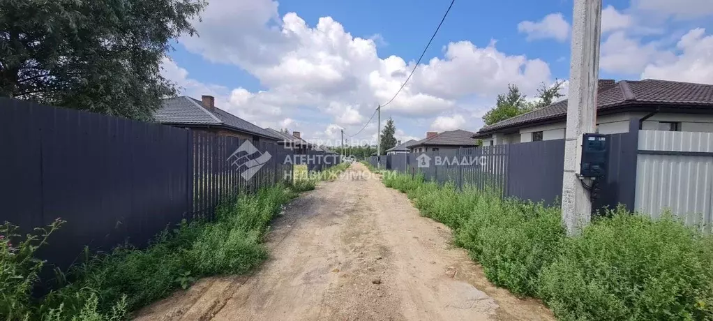 Дом в Рязанская область, Рязанский район, Варсковское с/пос, пос. ... - Фото 1