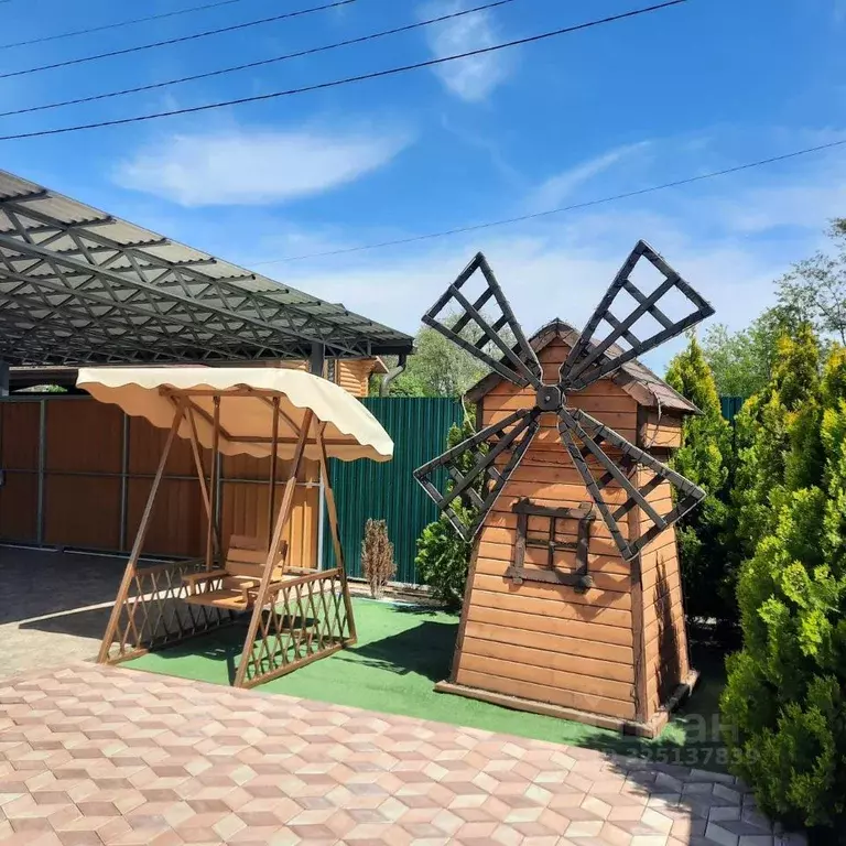 Дом в Краснодарский край, Динской район, Новотитаровская ст-ца ... - Фото 2